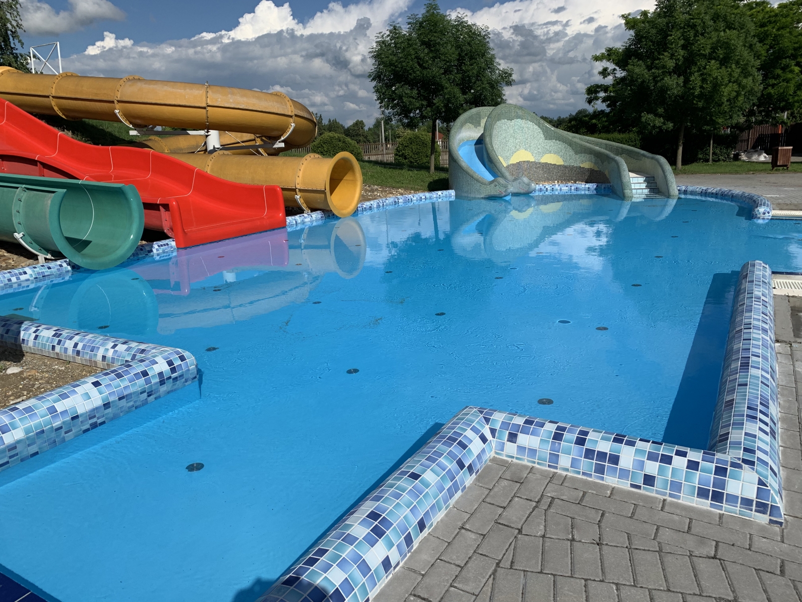 Ceglédi Termálfürdő és Aquapark felújítás